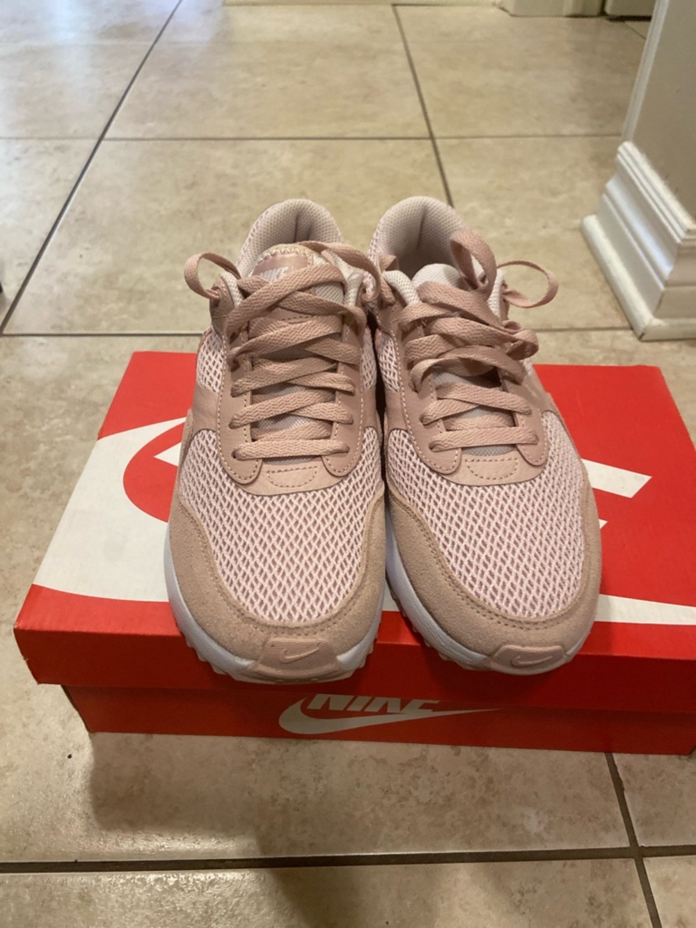 Nike Air Max Women's Sneakers Dusty Pink - Picture 3 of 4
